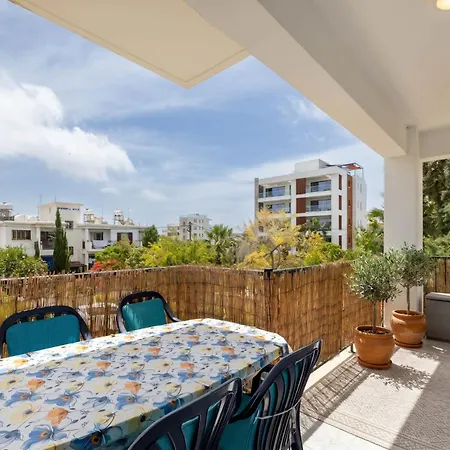 Cozy 1 Bedroom In Walking Distance To The Municipal