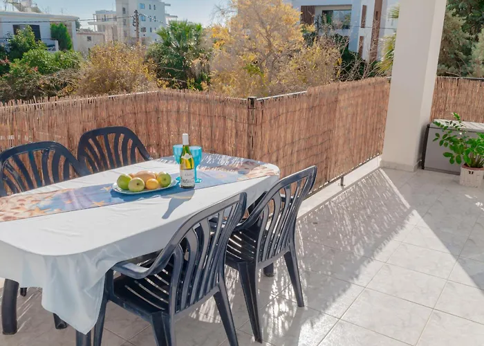 Cozy 1 Bedroom In Walking Distance To The Municipal * Paphos